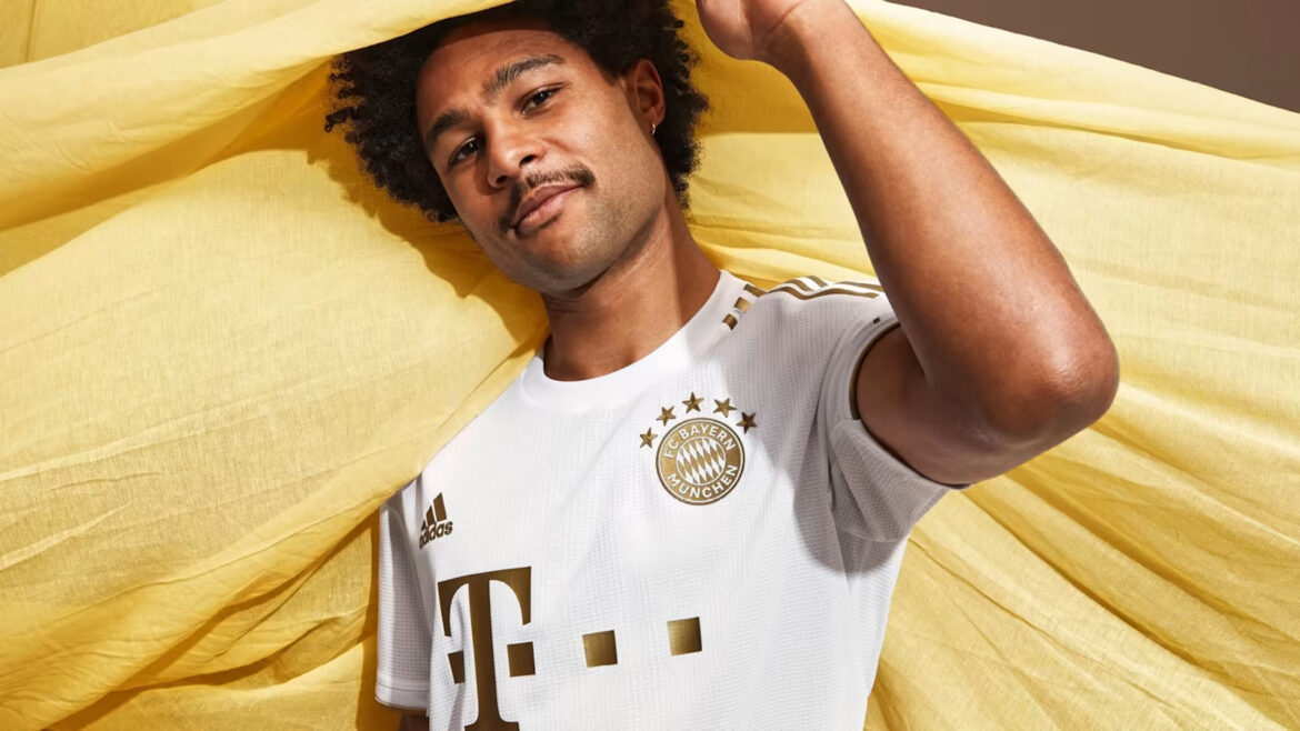 Camisa reserva do Bayern de Munique 2022-2023 é revelada pela Adidas