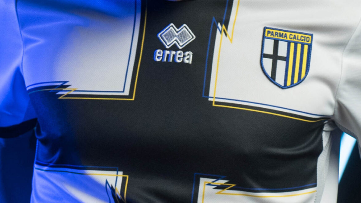 Camisa titular do Parma Calcio 2022-2023 Errea a Camisa titular do Parma Calcio 2022-2023 Errea a