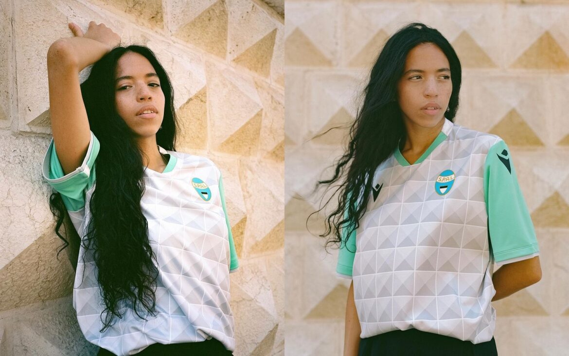 Camisa reserva da SPAL 2022-2023 é revelada pela Macron