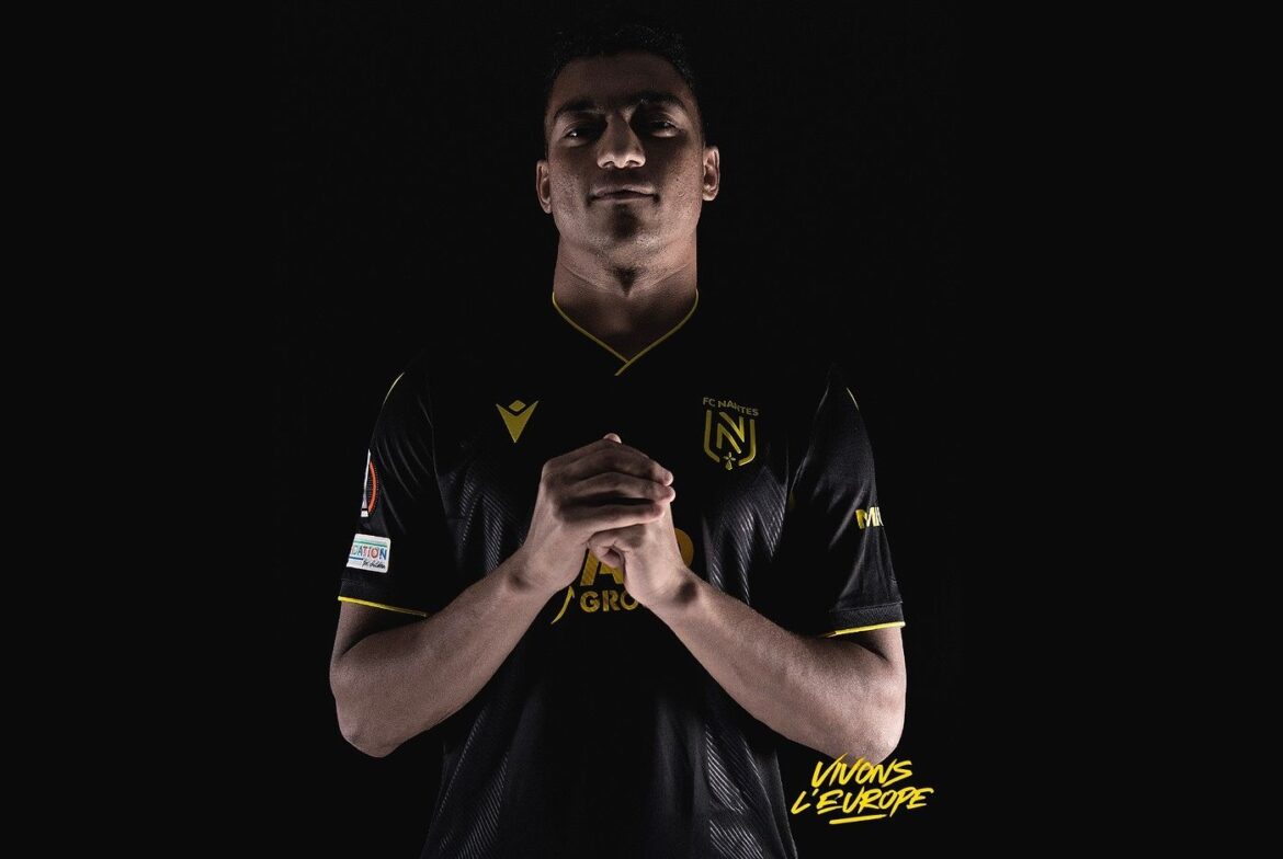 Terceira camisa do FC Nantes 2022-2023 é revelada pela Macron