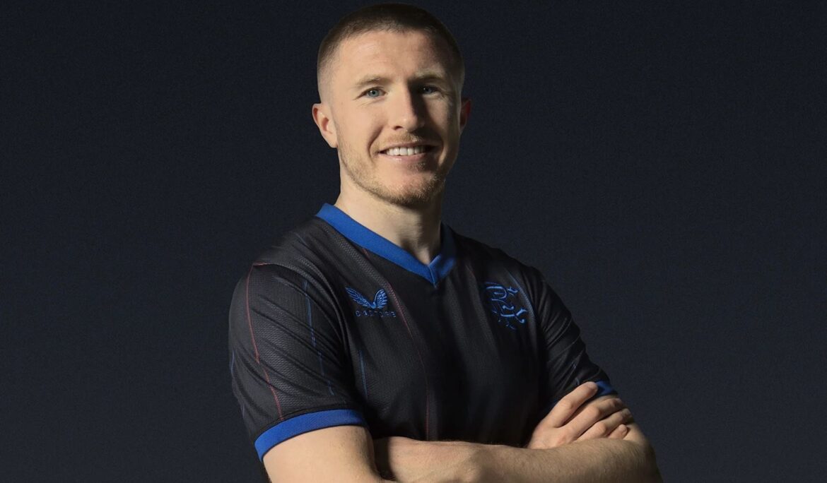 Castore revela nova quarta camisa do Rangers FC para 2022-2023 (1) Castore revela nova quarta camisa do Rangers FC para 2022-2023