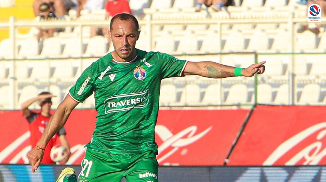Camisa titular do Audax Italiano 2023 Macron (1) Camisa titular do Audax Italiano 2023 Macron