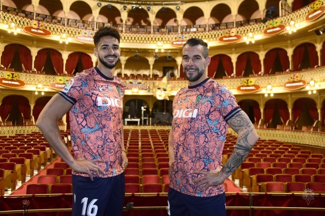 Camisa de Carnaval do Cádiz CF para 2023 é lançada pela Macron (1) Camisa de Carnaval do Cádiz CF para 2023 é lançada pela Macron