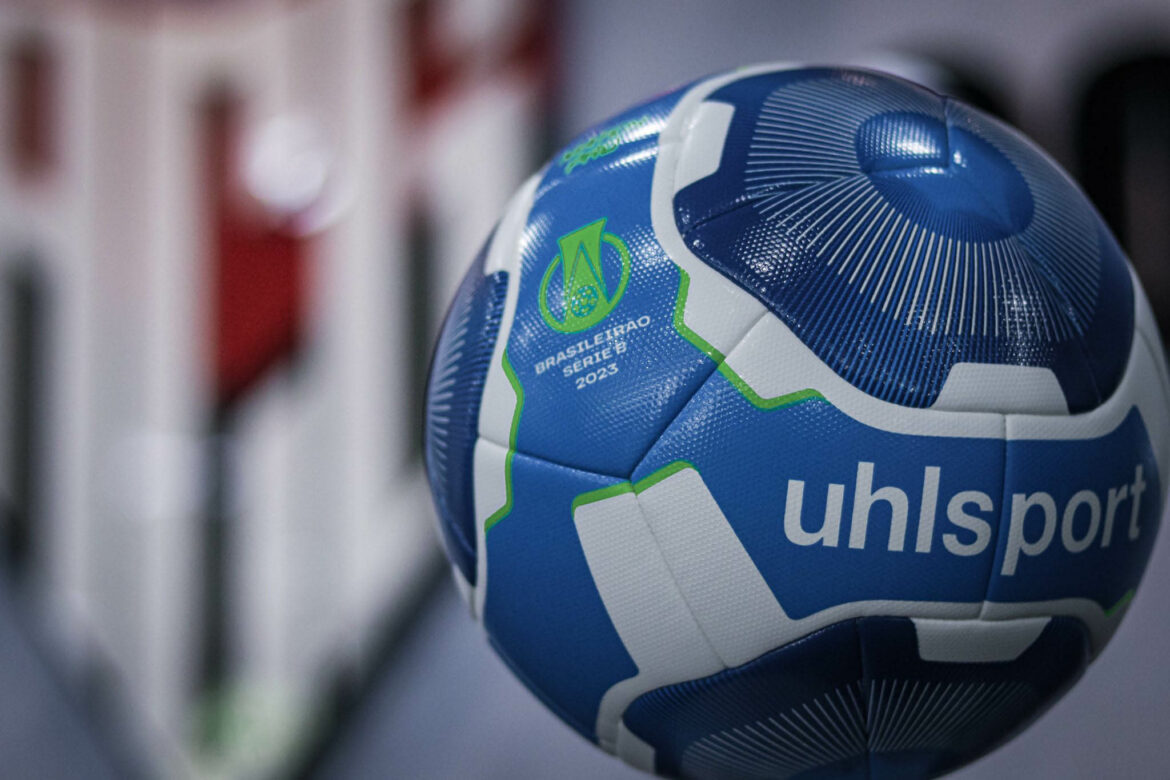 Uhlsport bolas Série B, C, D Campeonato Brasileiro a