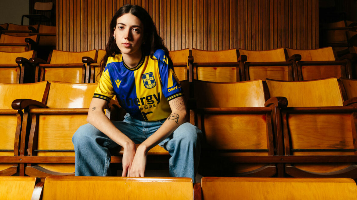 Camisa de 120 anos do Hellas Verona Macron a