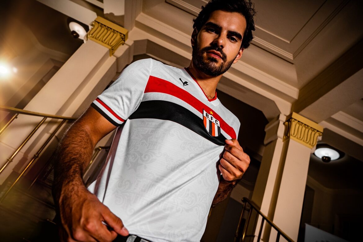 Camisa titular do Botafogo-SP 2023 é revelada pela Volt Sport