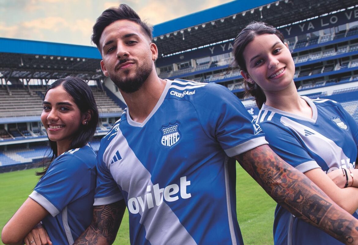 Camisa titular do Emelec 2023 é revelada pela Adidas