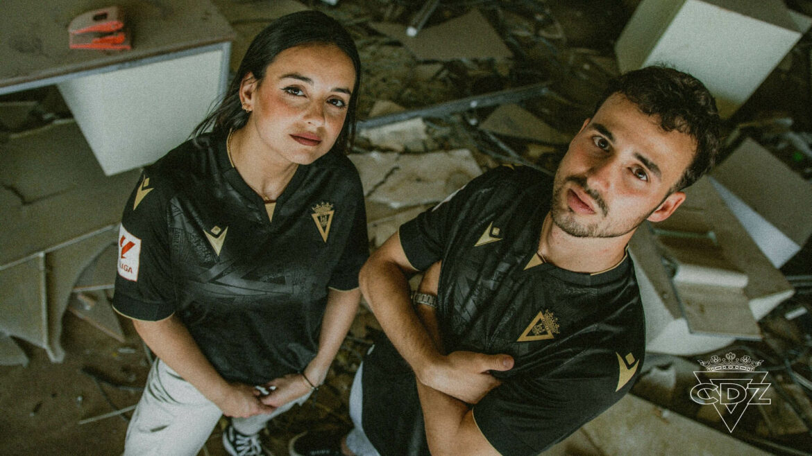 Camisa reserva do Cádiz CF 2023-2024 Macron