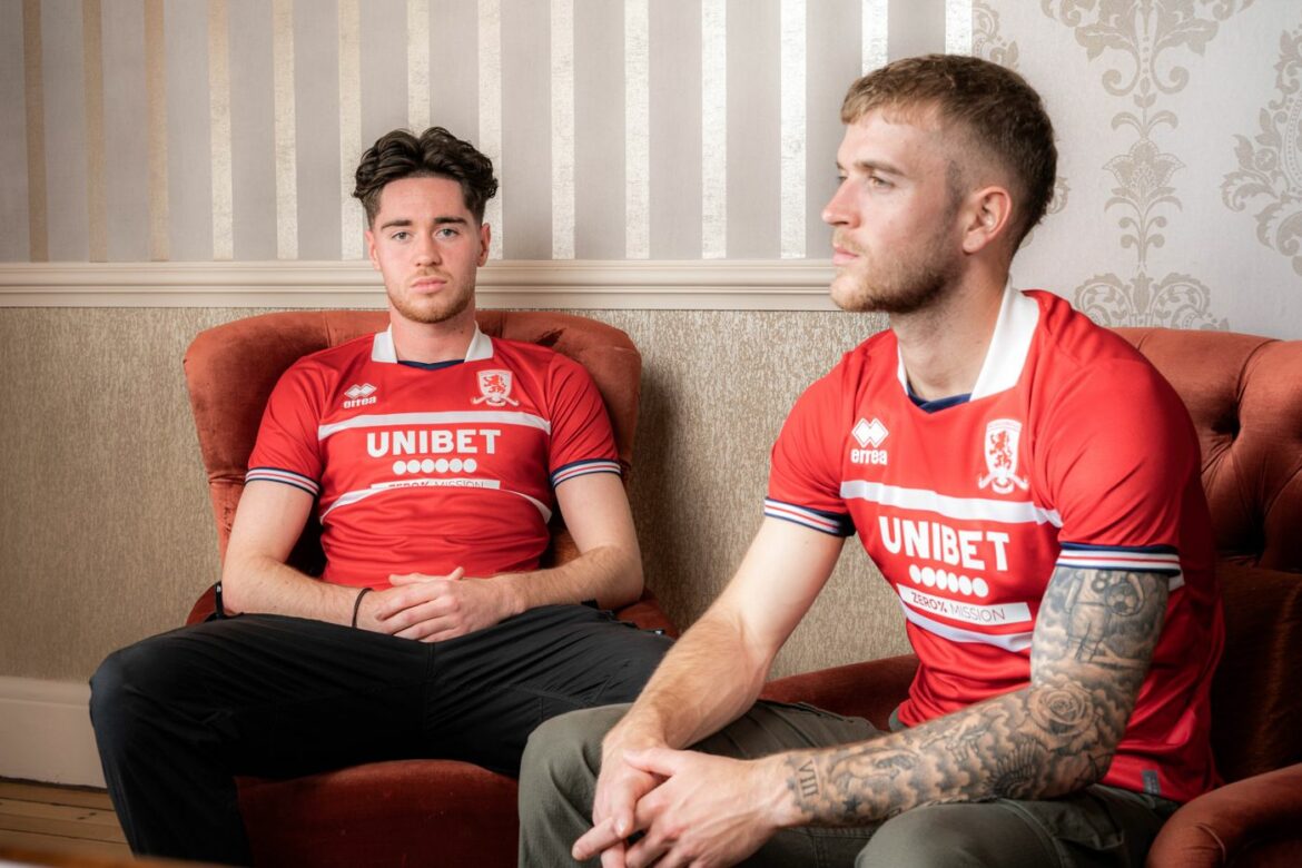 Camisa titular do Middlesbrough 2023-2024 Erreà a