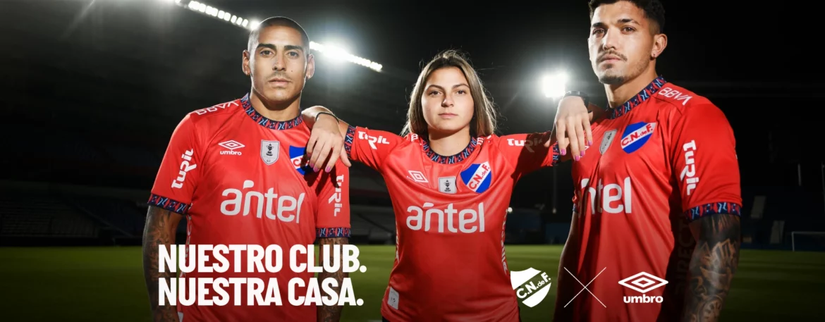 Camisa vermelha do Club Nacional 2023-2024 Umbro a