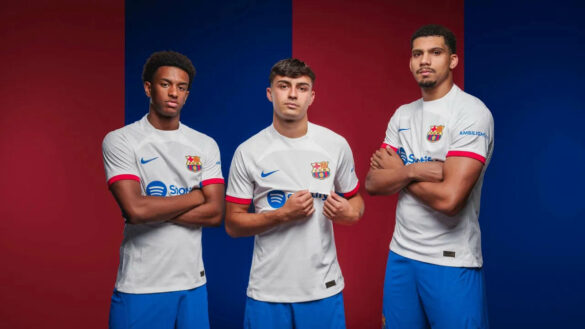 Camisa reserva branca do FC Barcelona 2023-2024 Nike a