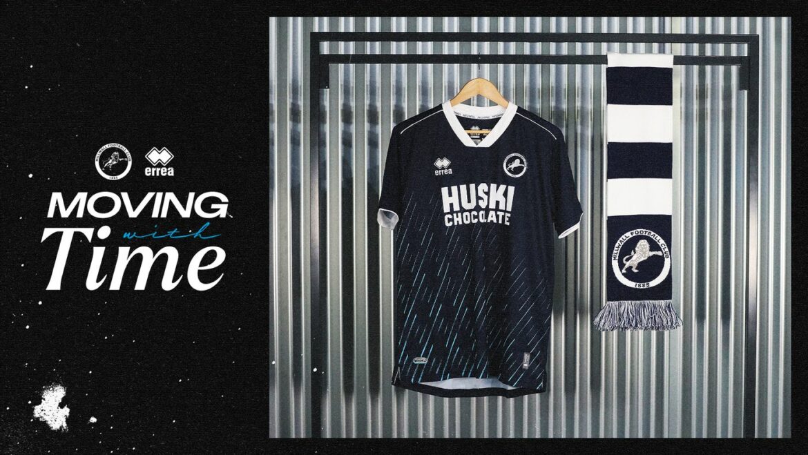 Camisa titular do Millwall FC 2023-2024 é lançada pela Erreà (1) Camisa titular do Millwall FC 2023-2024 é lançada pela Erreà