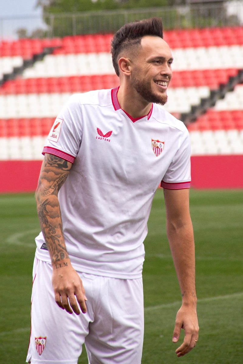 Lotus Orologio Ufficiale Sevilla FC 2023/2024 18940/2 – Acciaio E Gomma, Quadrante Nero Con Dettagli Rossi, 10 ATM