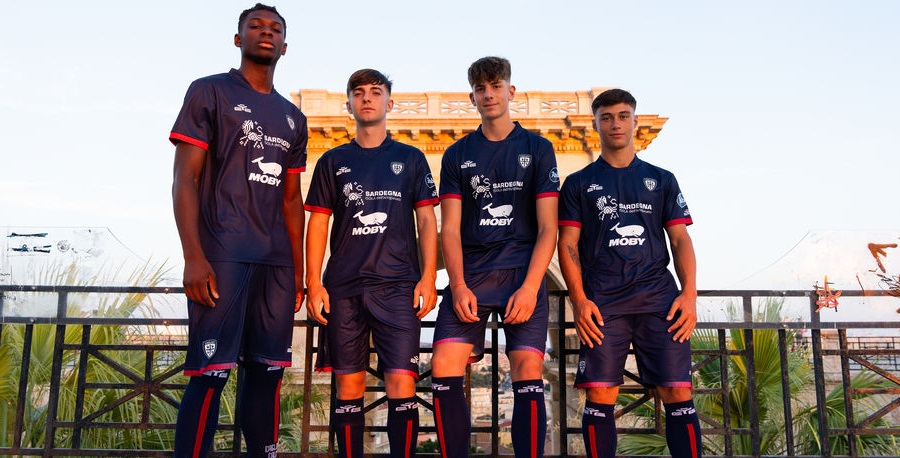 Camisa três do Cagliari 2023-2024 EYE