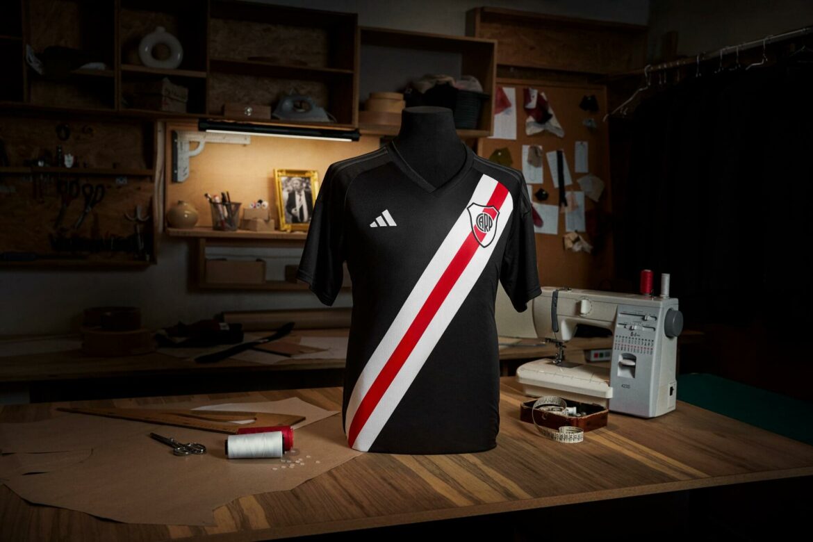 Camisa del Hincha do River Plate 2023-2024 Adidas 1