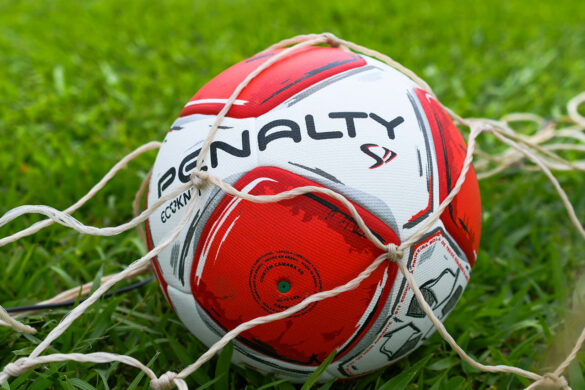 Penalty e FPF apresentam bola do Paulistão 2024