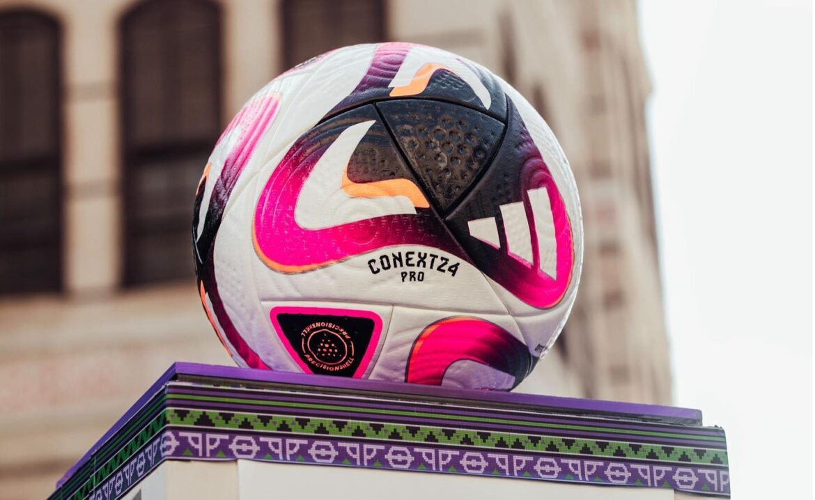 Adidas lança a nova bola do Mundial de Clubes 2023