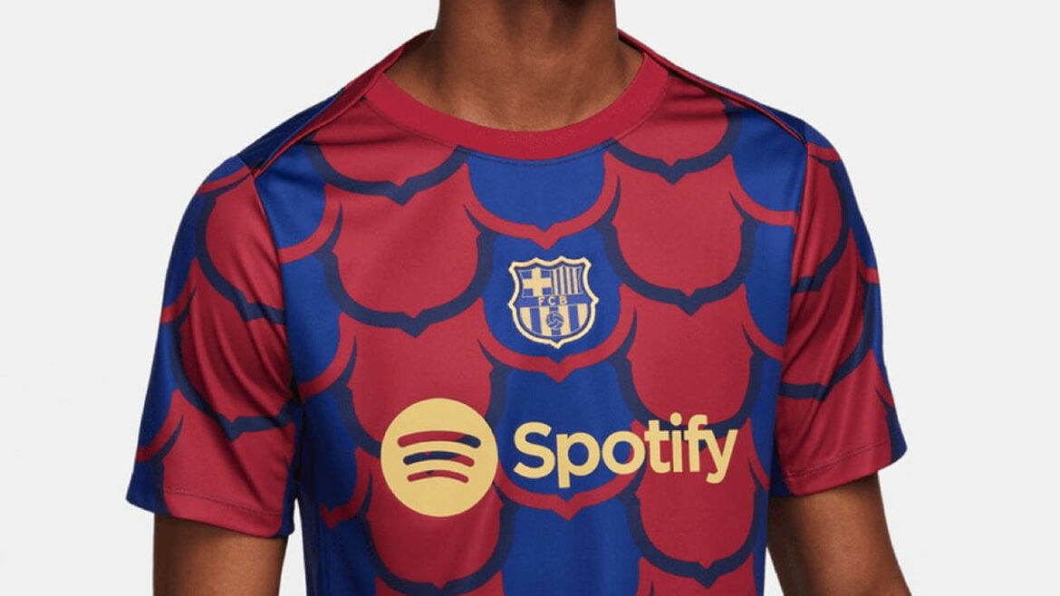 Camisa pré-jogo do Barcelona 2024 Nike a