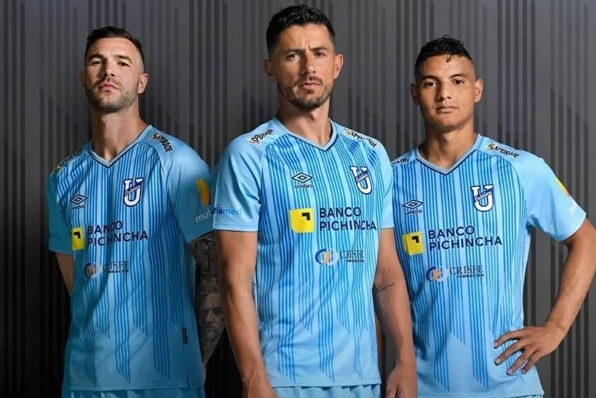 Camisas da Universidad Catolica-EQU 2024 são lançadas pela Umbro