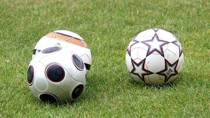 bolas de futebol
