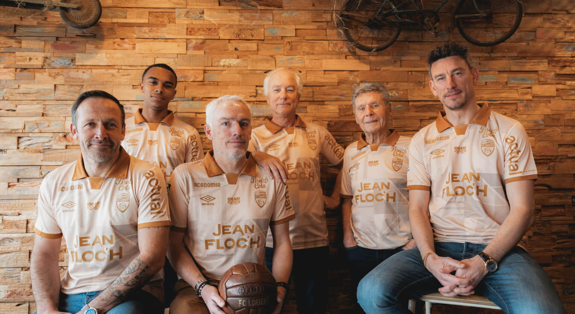 4 CARTES OFFICIELLE FC LORIENT * BENATIA/HAUTECOEUR/MOURA/DIELNA Saison