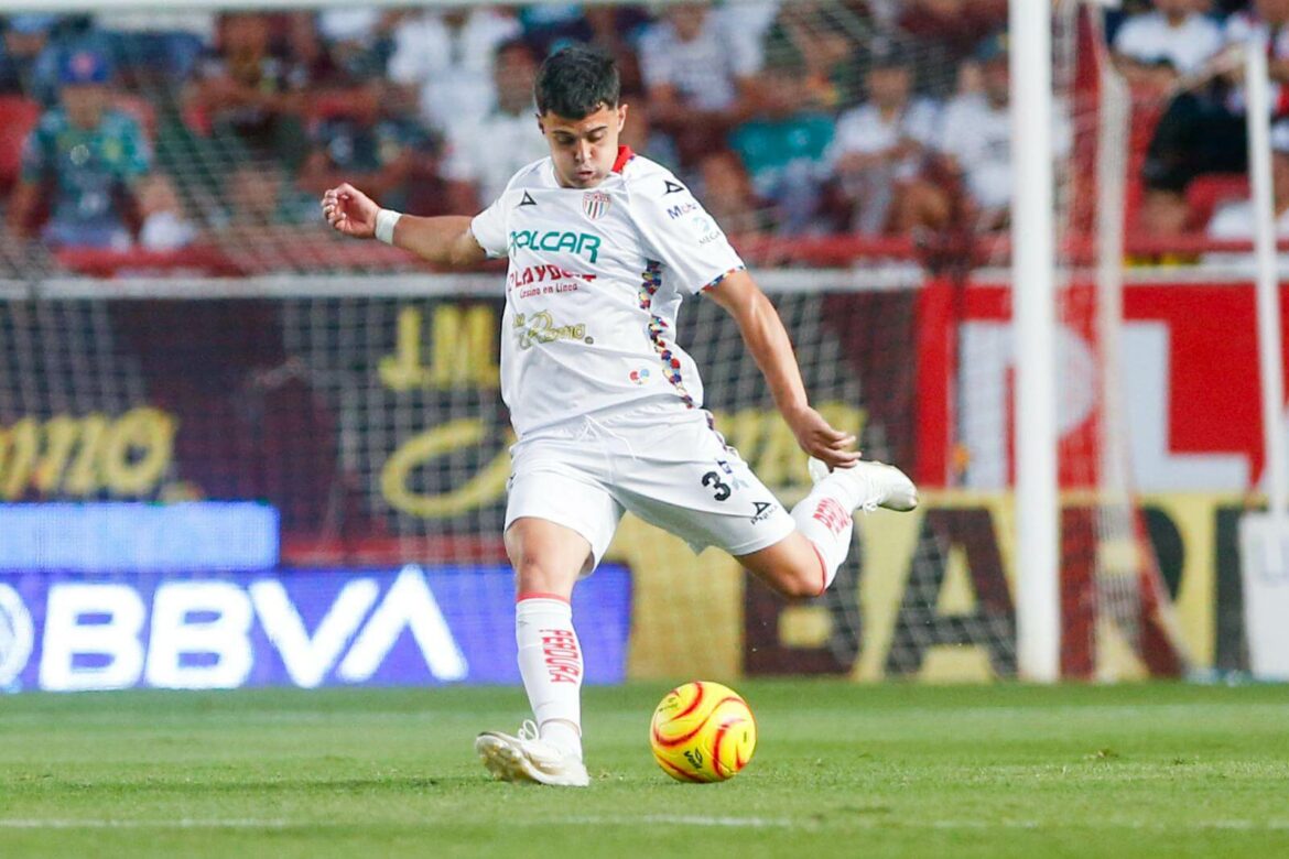 Necaxa lança camisa em apoio às pessoas com TEA