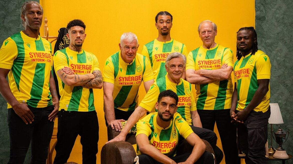 Camisa titular do FC Nantes 2024-2025 Macron