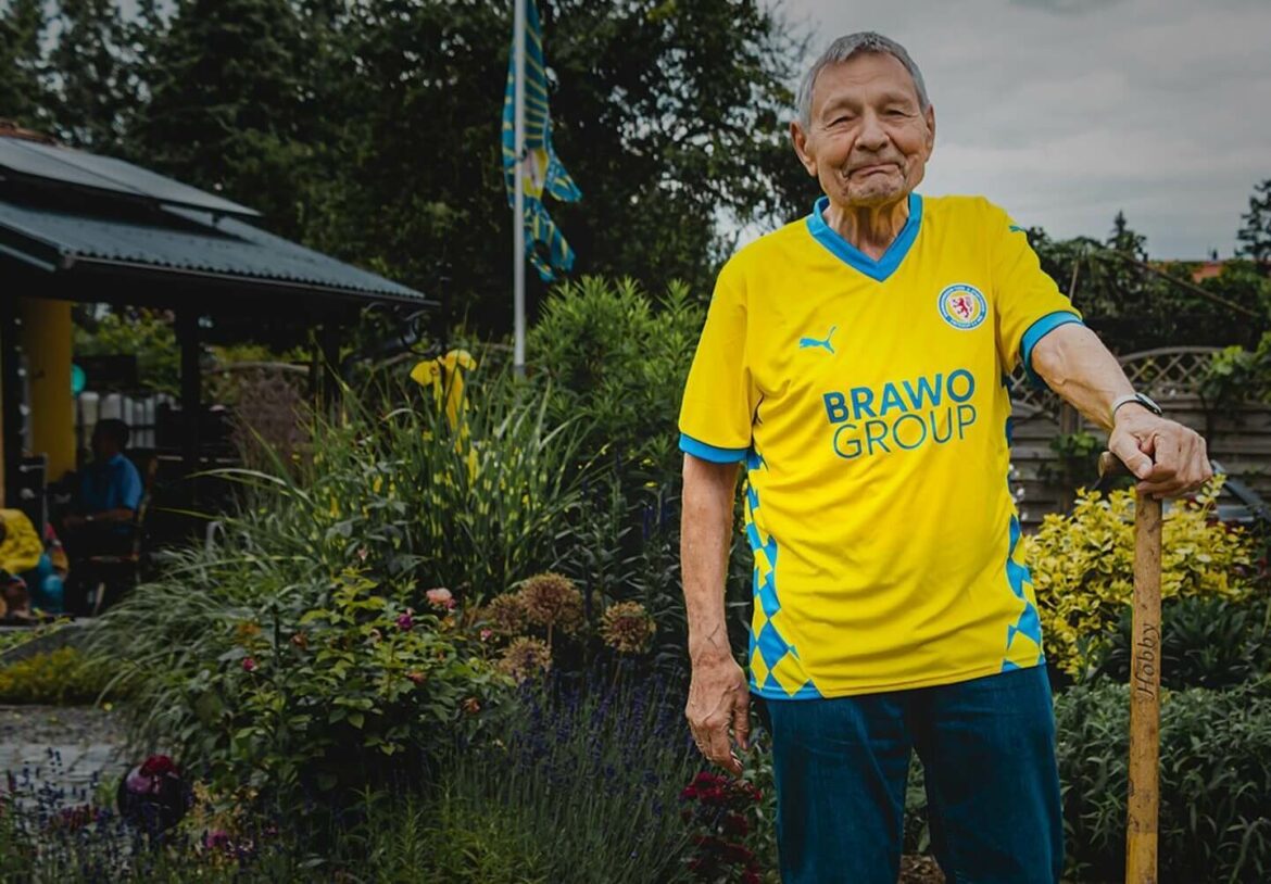 Camisa titular do Eintracht Braunschweig 2024-2025 é revelada pela PUMA