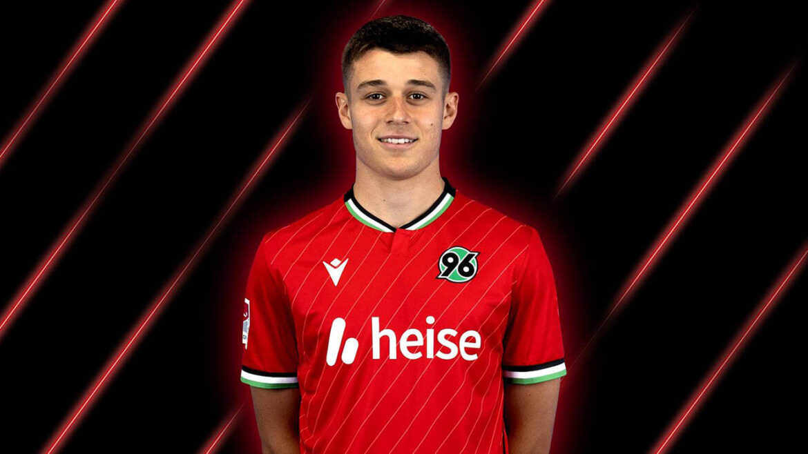 Camisa titular do Hannover 96 2024-2025 Macron a Camisa titular do Hannover 96 2024-2025 Macron
