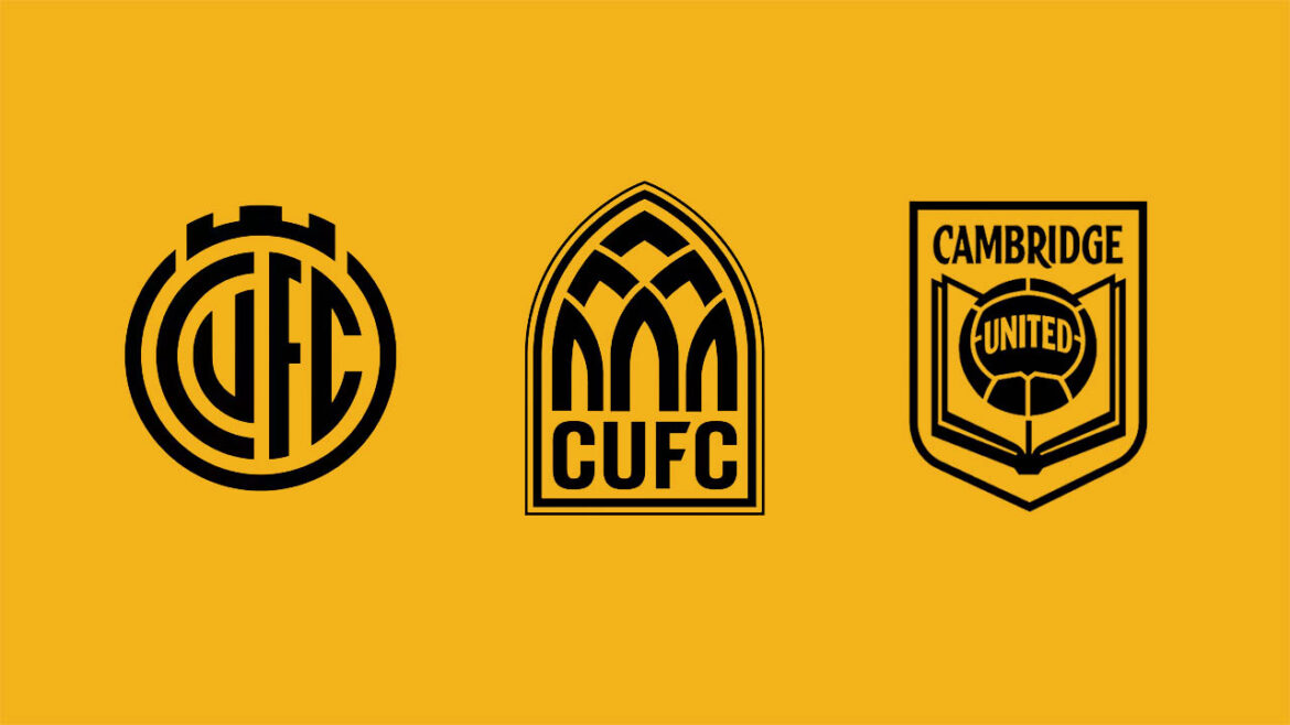 Cambridge United escudo 2025-2026