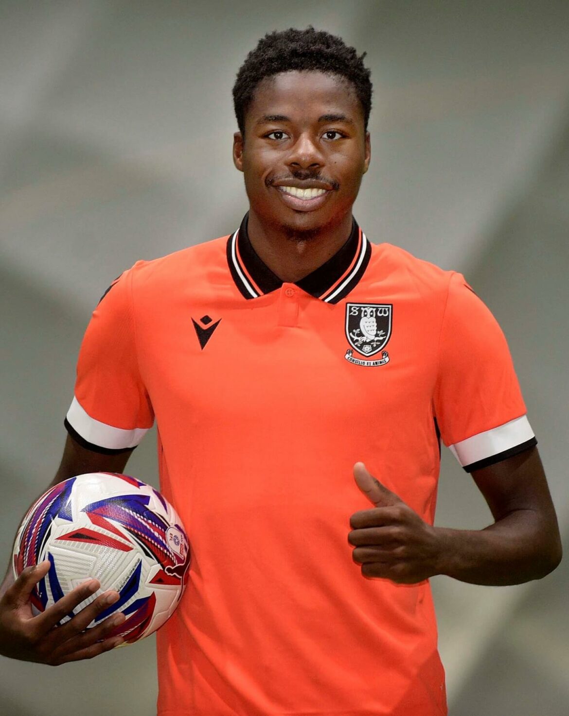 Nova camisa reserva Sheffield Wednesday 20242025 Macron Mantos do