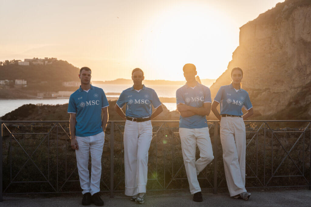 Camisa titular do Napoli 2024-2025 é revelada pela EA7