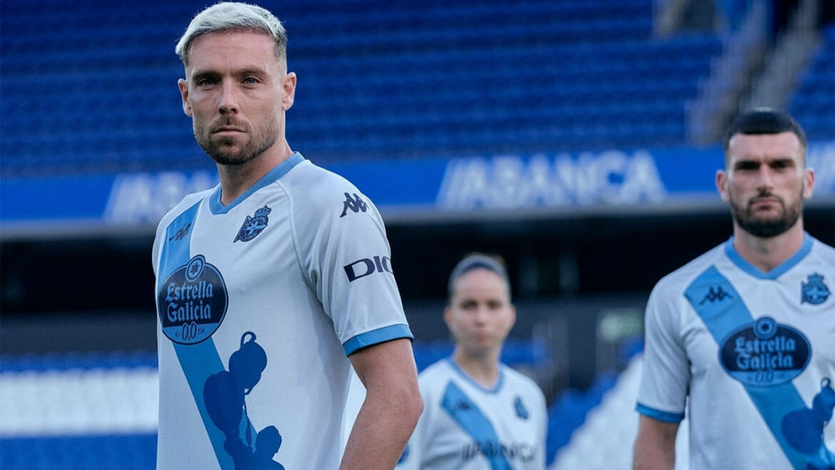 Terceira camisa do Deportivo La Coruña 2024-2025 Kappa a Terceira camisa do Deportivo La Coruña 2024-2025 Kappa