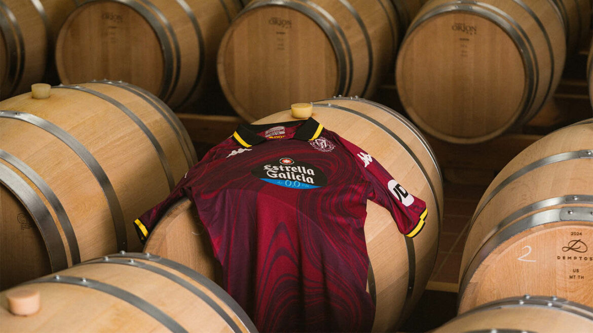Terceira camisa do Real Valladolid 2024-2025 Kappa