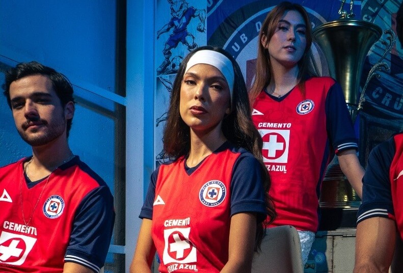 Terceira camisa do Cruz Azul 2024-2025 é revelada pela Pirma