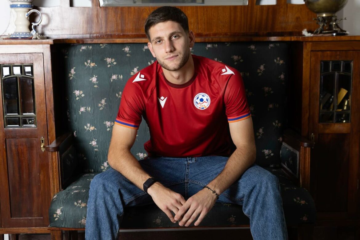 Novas camisas da Armênia 2024-2025 são lançadas pela Macron