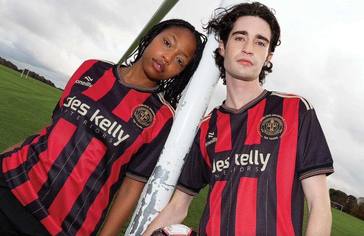 O'Neills lança camisa titular de 135 anos do Bohemian FC