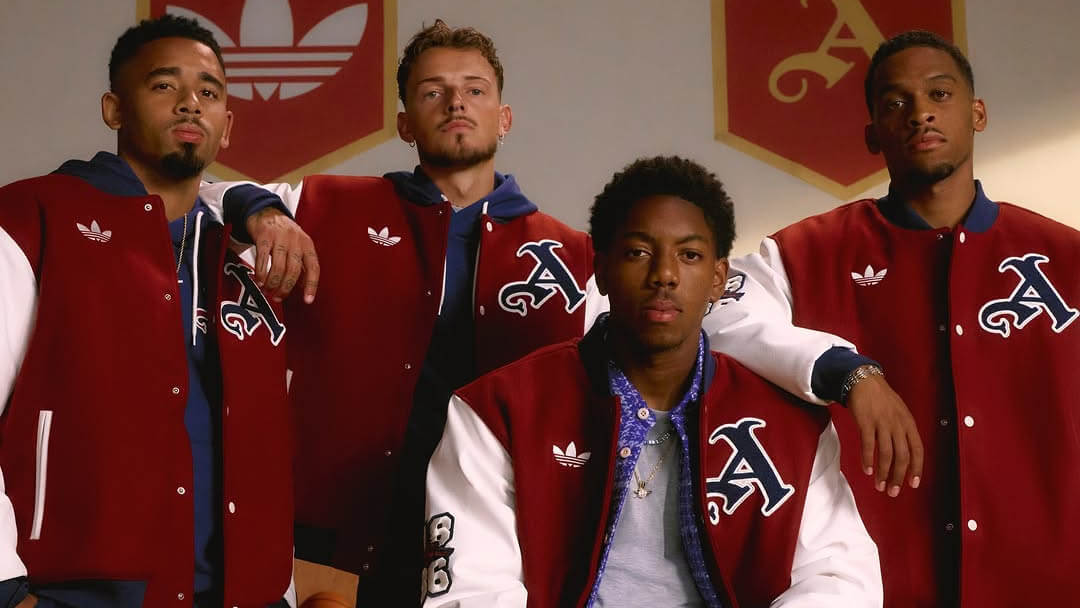 Coleção Varsity Arsenal Adidas 2024-2025