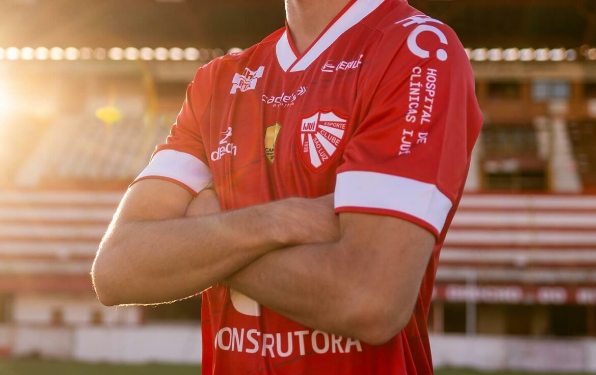 São Luiz de Ijuí ganha novas camisas da Weefe para 2025