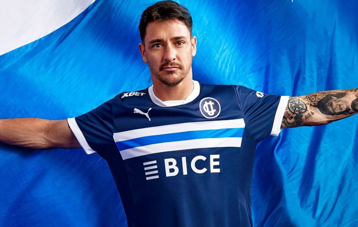 Camisa reserva da Universidad Católica do Chile para 2025 é revelada pela PUMA