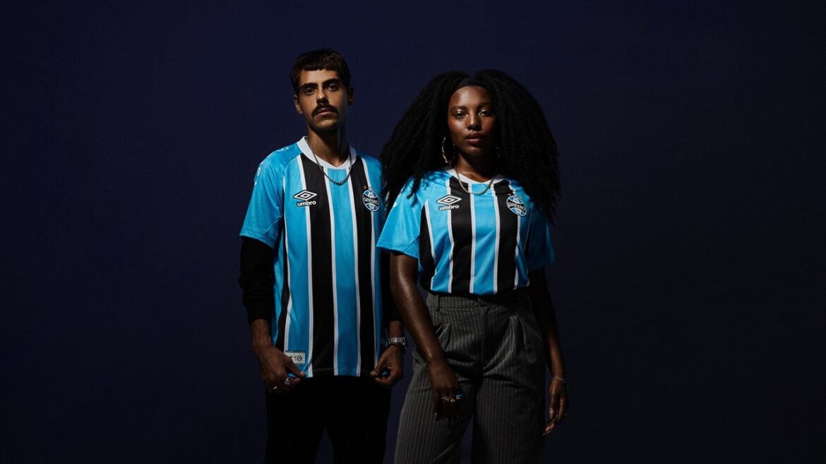 Camisa titular do Grêmio 2025-2026 Umbro