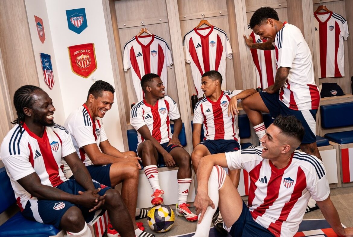 Camisa titular do Junior Barranquilla 2025 é lançada pela Adidas