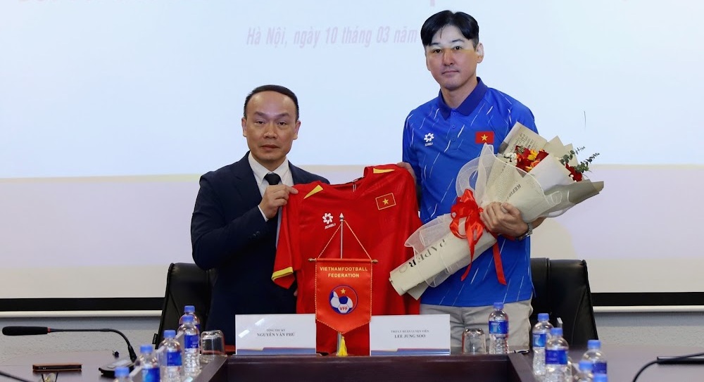 Camisa titular do Vietnã 2025 é revelada pela JogarBola