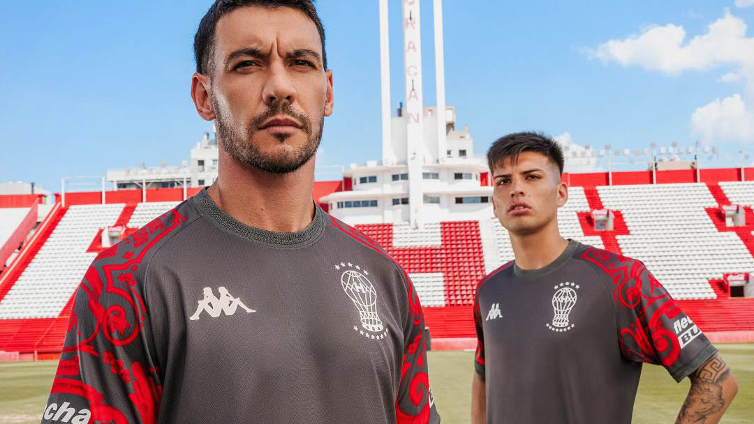 Terceira camisa do CA Huracán 2025 Kappa