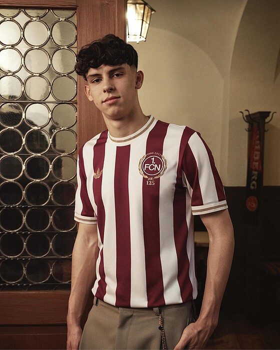 Nuremberg lança camisa de 125 anos