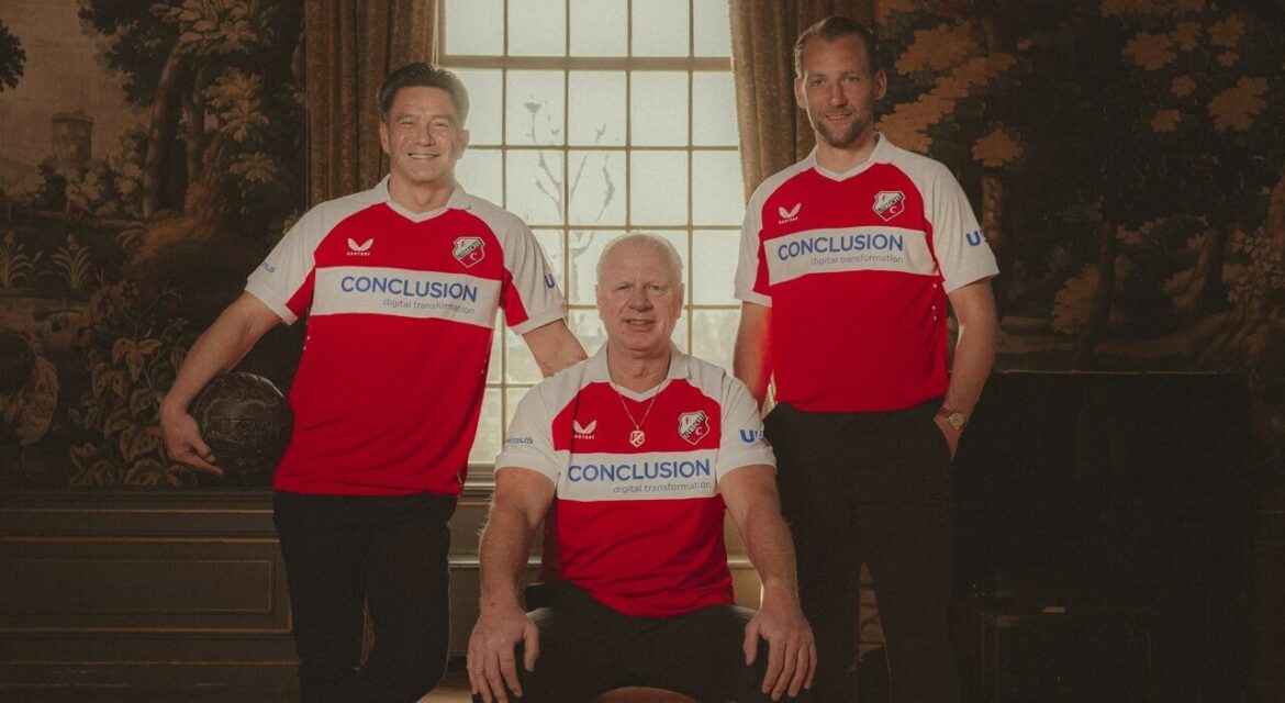 Quarta camisa do FC Utrecht 2025 é lançada pela Castore