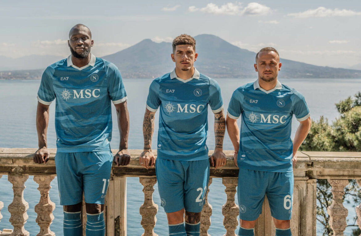 Quarta camisa do Napoli 2025-2026 EA7 Partenope Jersey