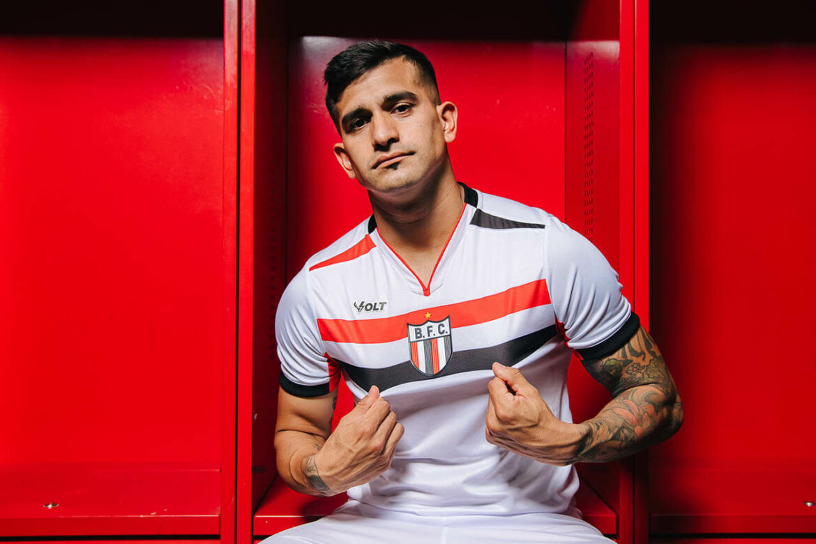 Camisa titular do Botafogo-SP 2025-2026 Volt