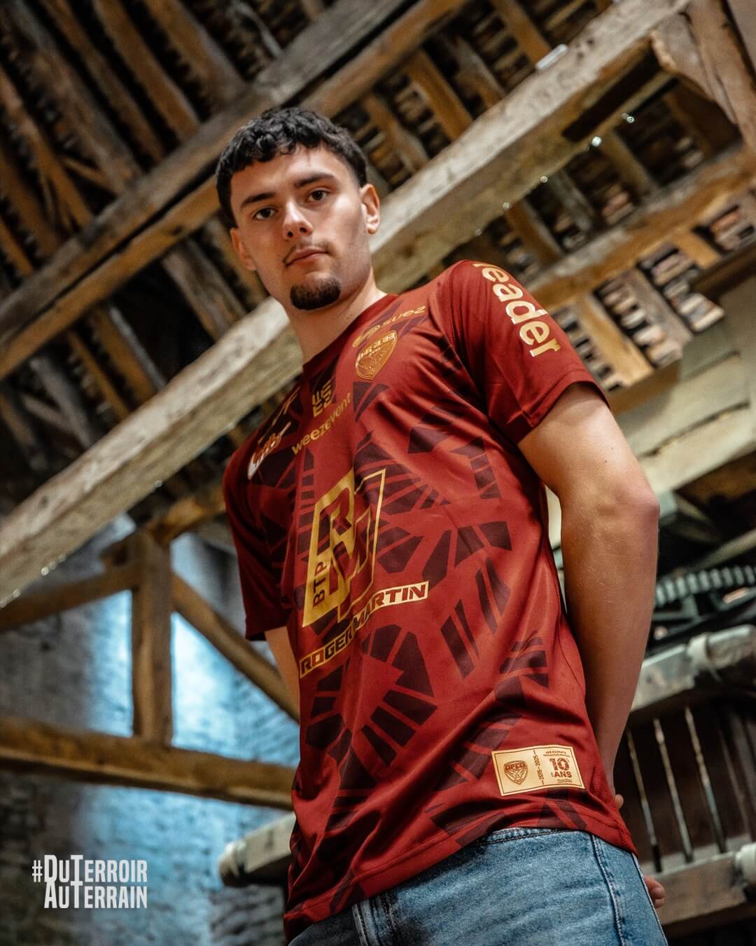 Dijon lança camisa especial pelos vinhedos da Borgonha