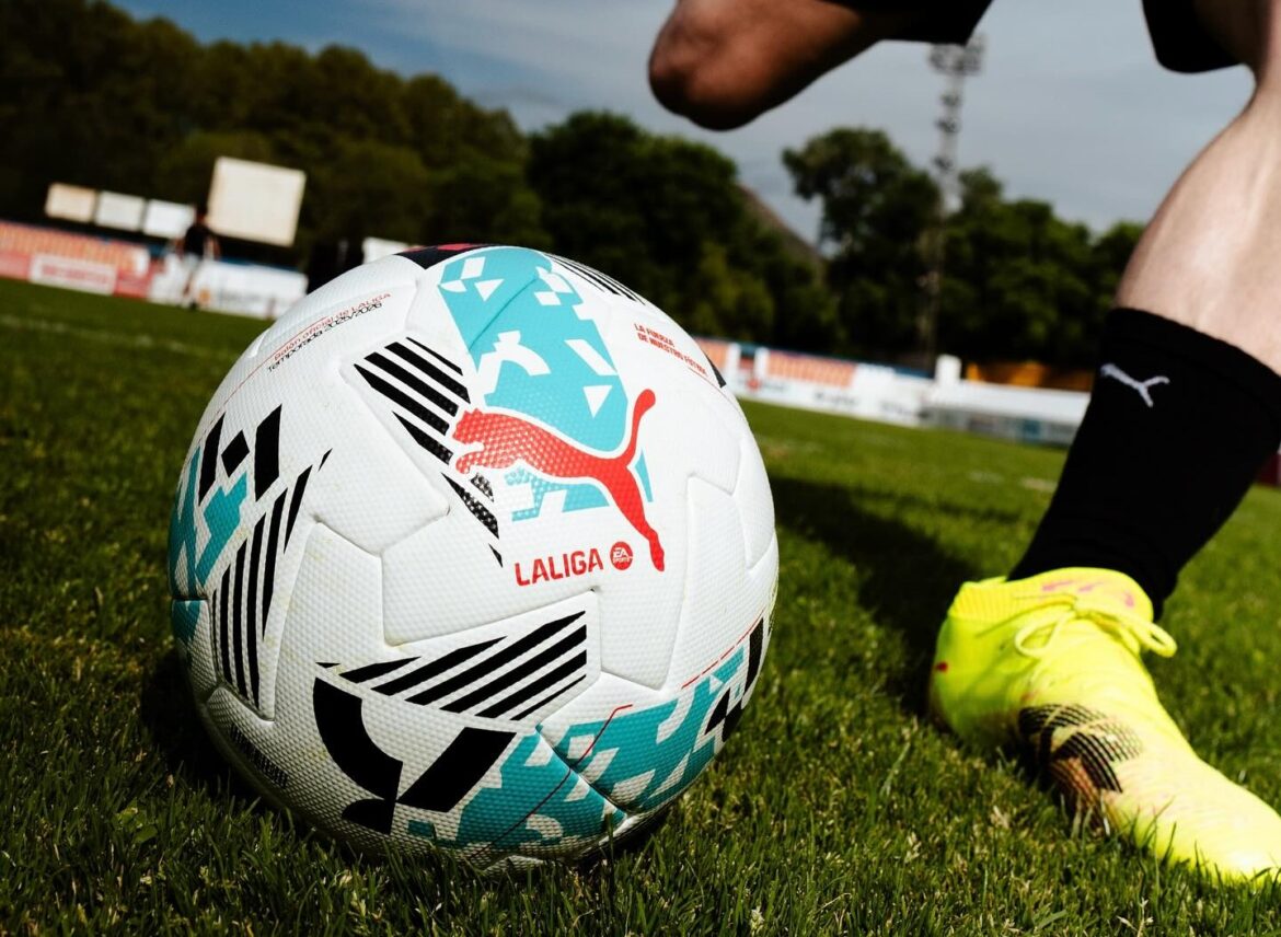 PUMA ORBITA bola da LALIGA 2025-2026 é revelada
